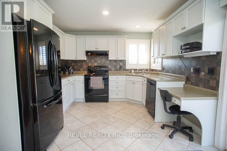 307 Brant County Road 18, Brant, Ontario  N3T 5L9 - Photo 10 - X12939820