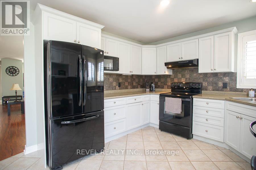 307 Brant County Road 18, Brant, Ontario  N3T 5L9 - Photo 11 - X12939820