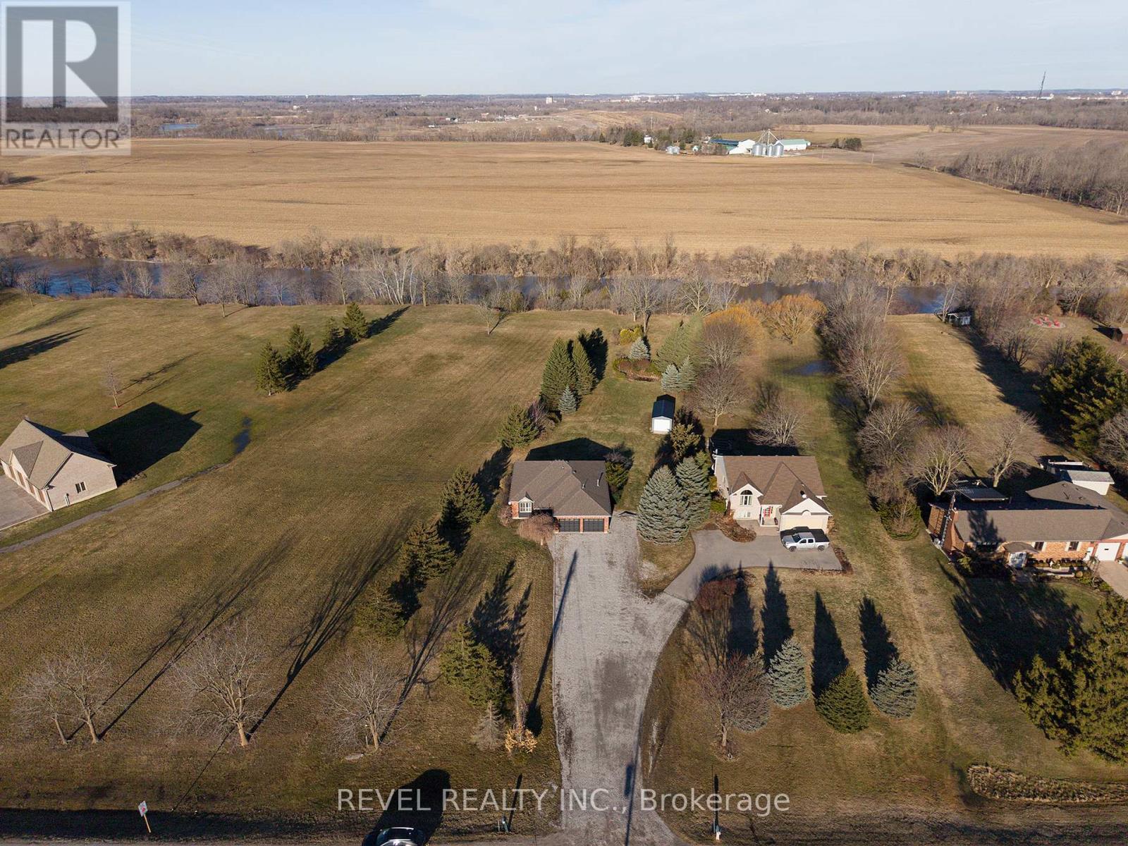 307 Brant County Road 18, Brant, Ontario  N3T 5L9 - Photo 37 - X12939820