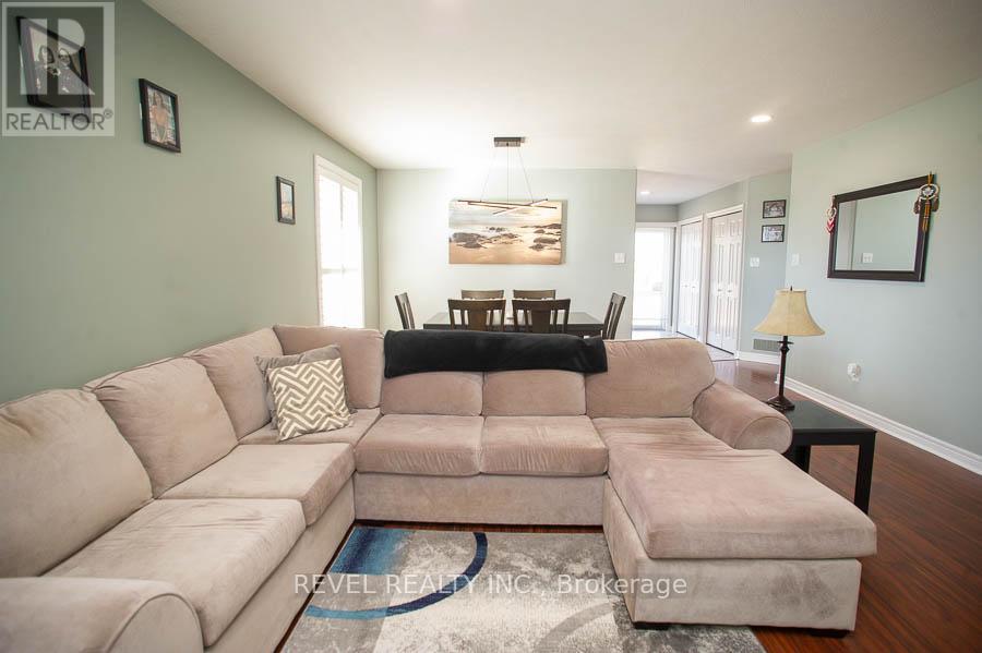 307 Brant County Road 18, Brant, Ontario  N3T 5L9 - Photo 7 - X12939820