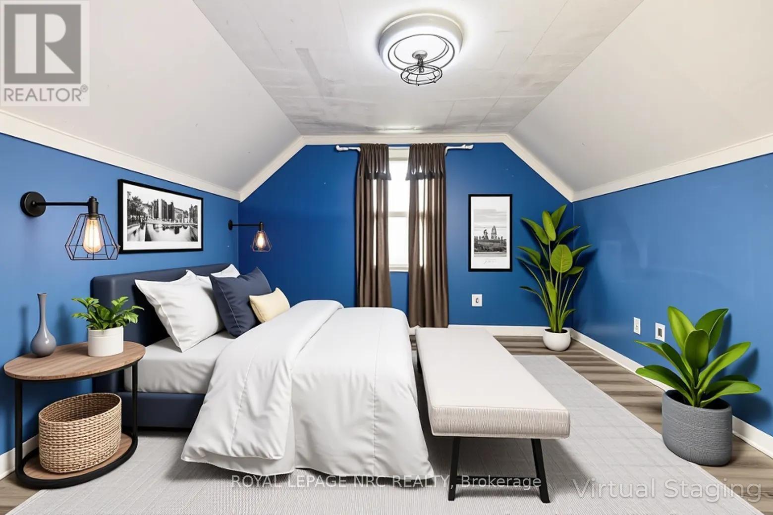 14 Oakwood Avenue, St. Catharines, Ontario  L2P 1L1 - Photo 12 - X12939874