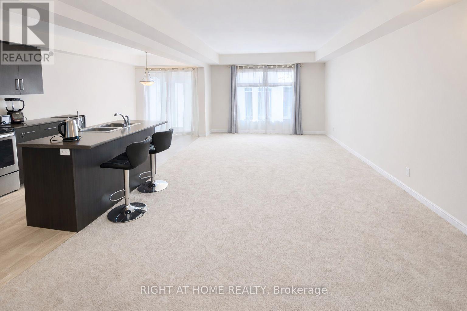 661 Julia Drive, Welland, Ontario  L3C 0G9 - Photo 3 - X12939904