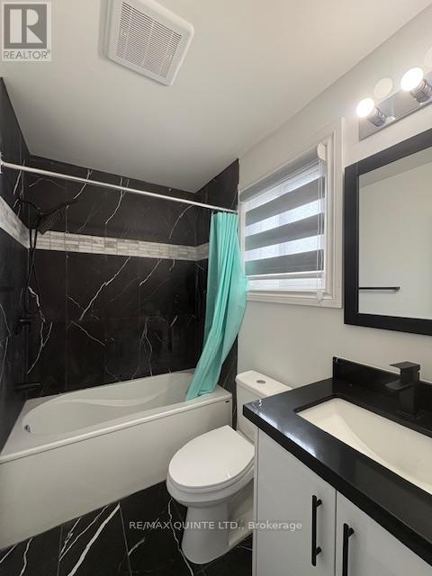 23 Robertson Lane, Belleville, Ontario  K8P 4C2 - Photo 13 - X12934836