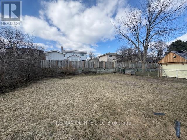 23 Robertson Lane, Belleville, Ontario  K8P 4C2 - Photo 23 - X12934836