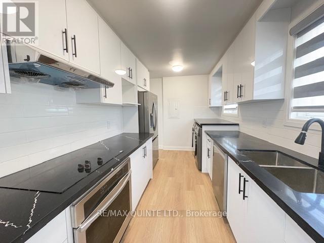 23 Robertson Lane, Belleville, Ontario  K8P 4C2 - Photo 6 - X12934836