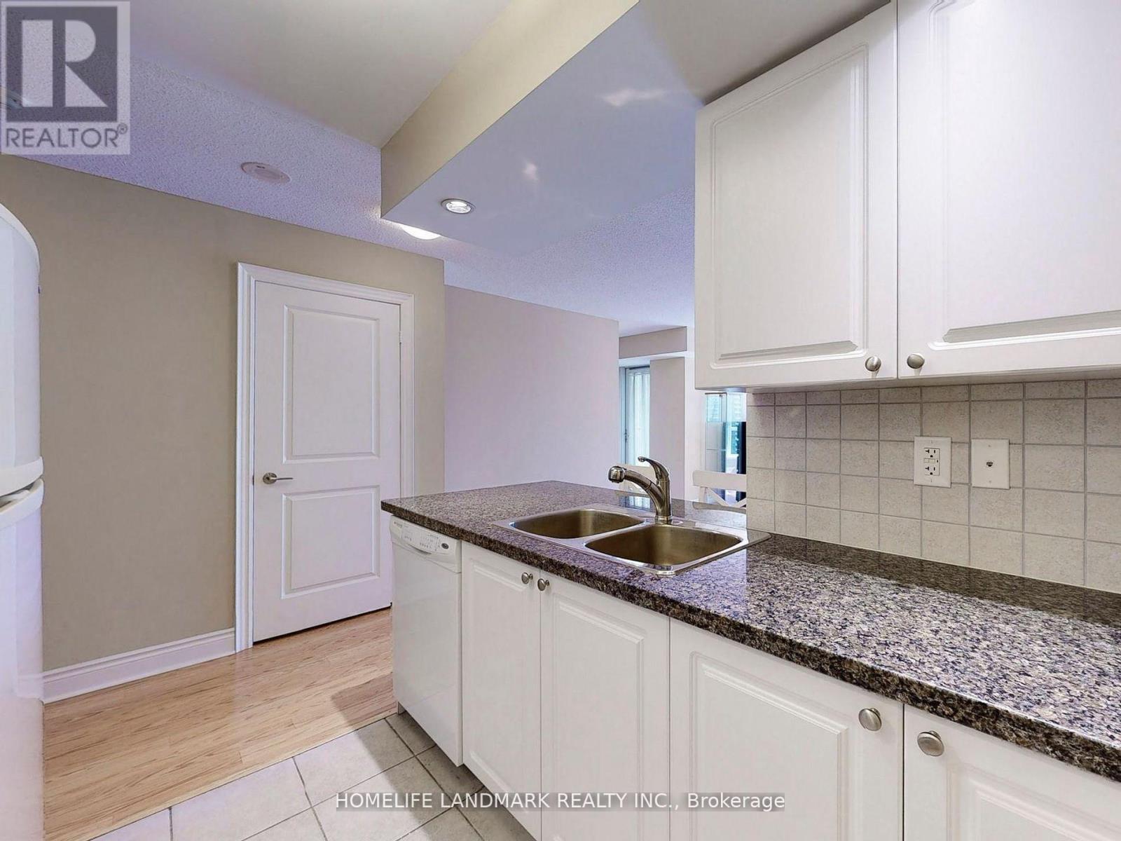 1323 - 500 Doris Avenue, Toronto, Ontario  M2N 0C1 - Photo 6 - C12459094