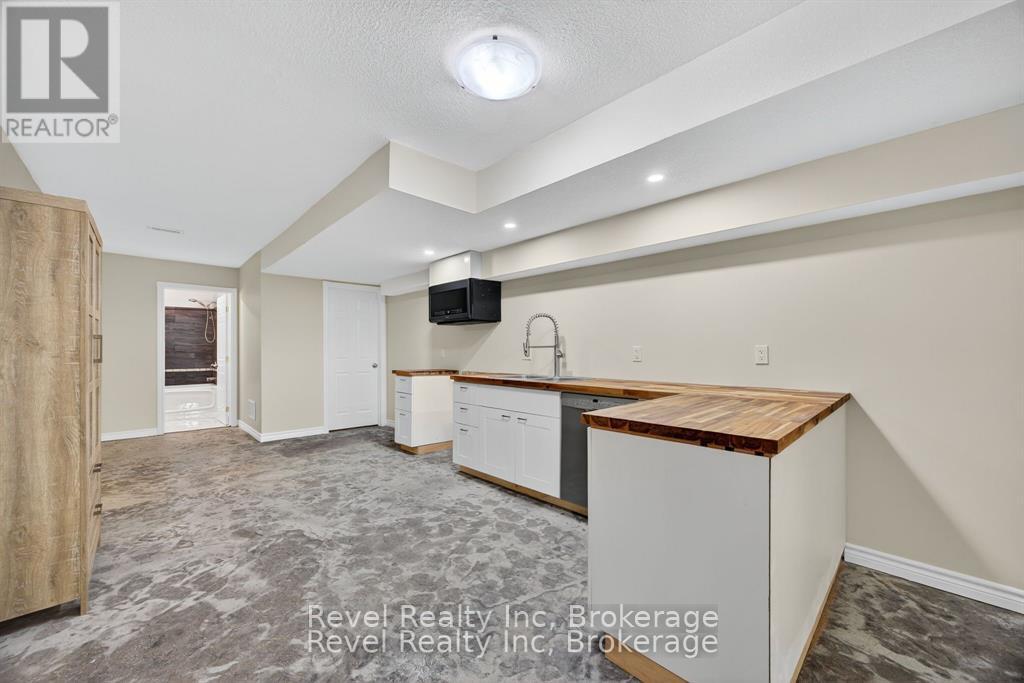 683 Lafontaine Road W, Tiny, Ontario  L9M 0L6 - Photo 22 - S12822904