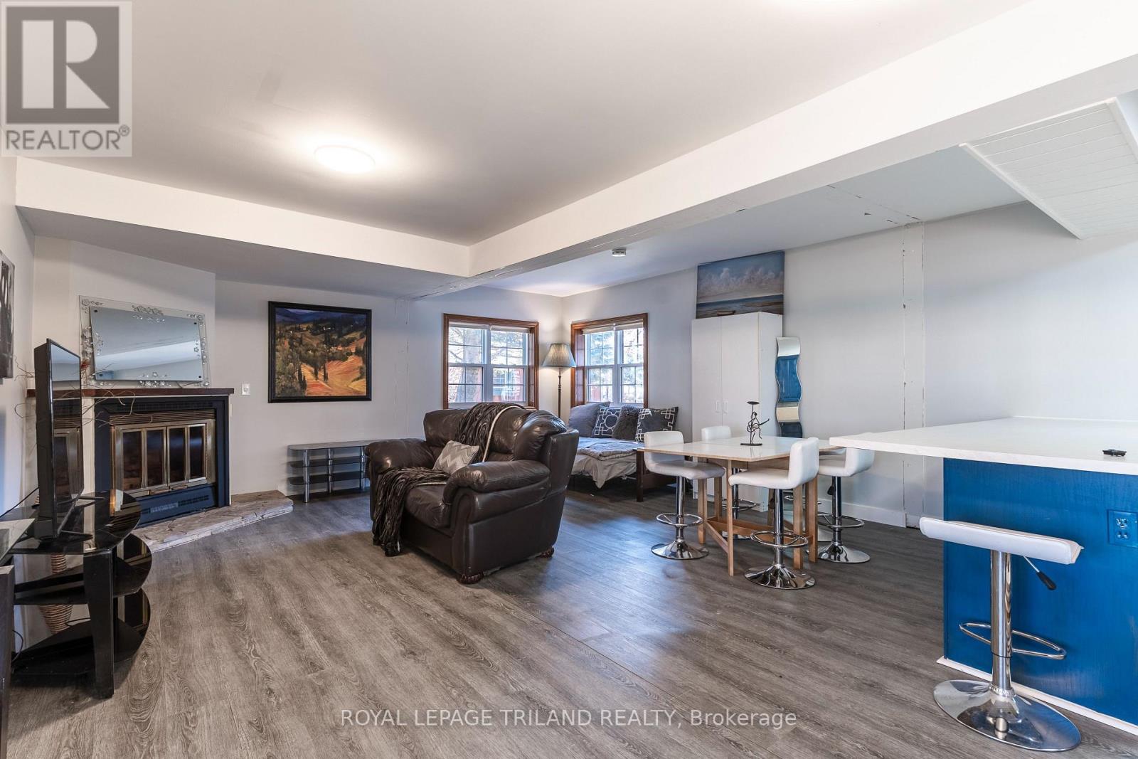 7575 Biddulph Street, Lambton Shores, Ontario  N0M 2L0 - Photo 10 - X12925464