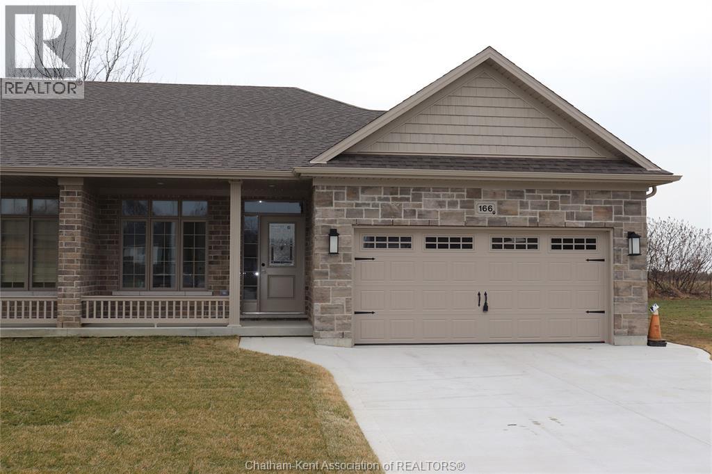 MLS# 25023146: 166 Lanz BOULEVARD, Blenheim, Canada