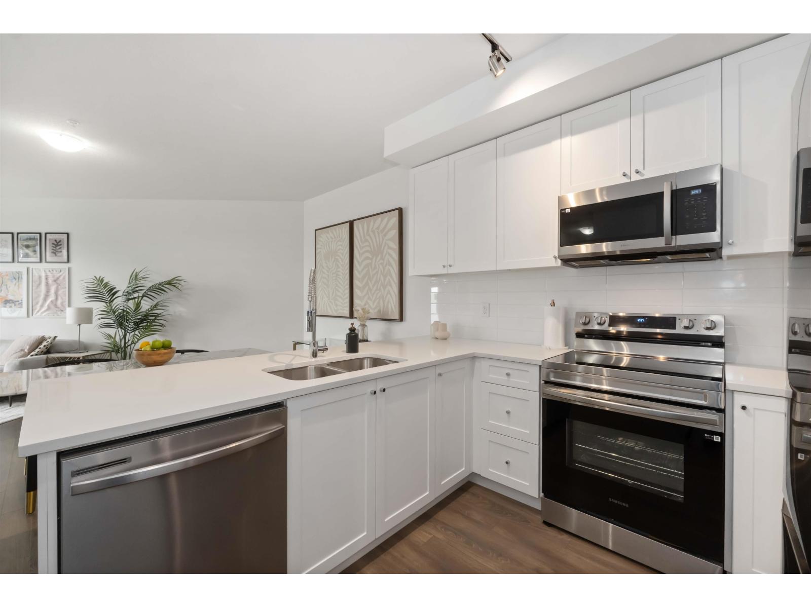 324 15738 85 Avenue, Surrey, British Columbia  V4N 6Y1 - Photo 11 - R3094400