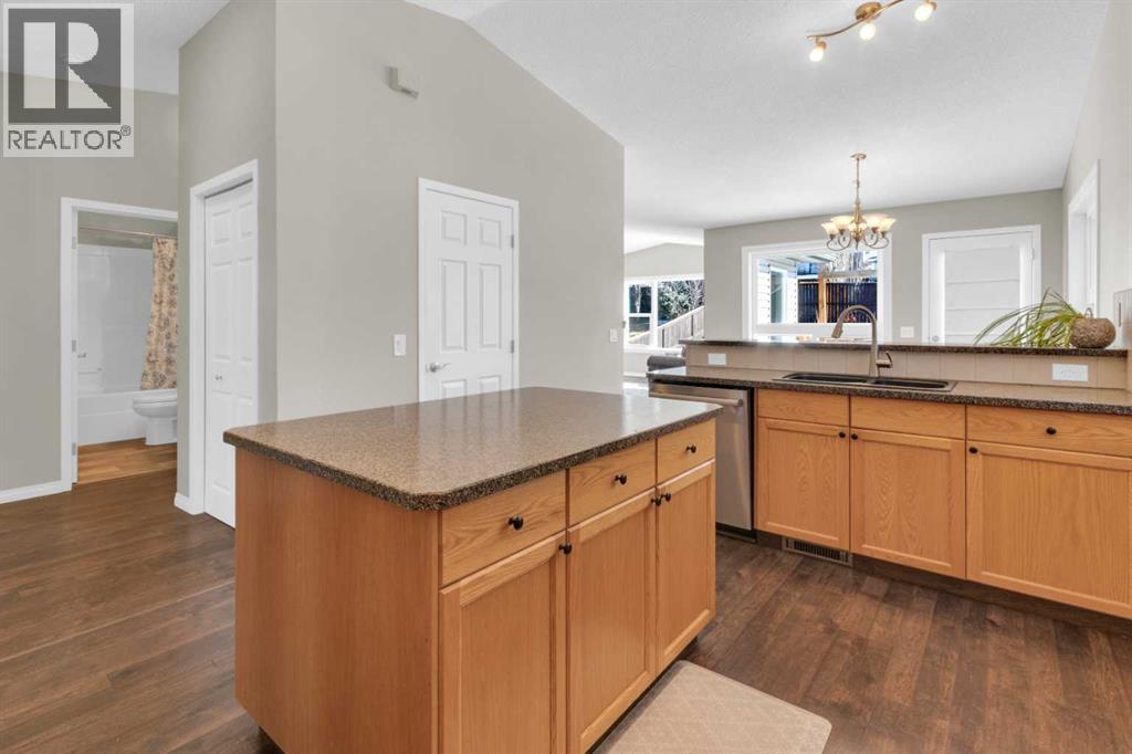 24 Evansbrooke Point NW, Calgary, Alberta  T3P 1G9 - Photo 6 - A2293072