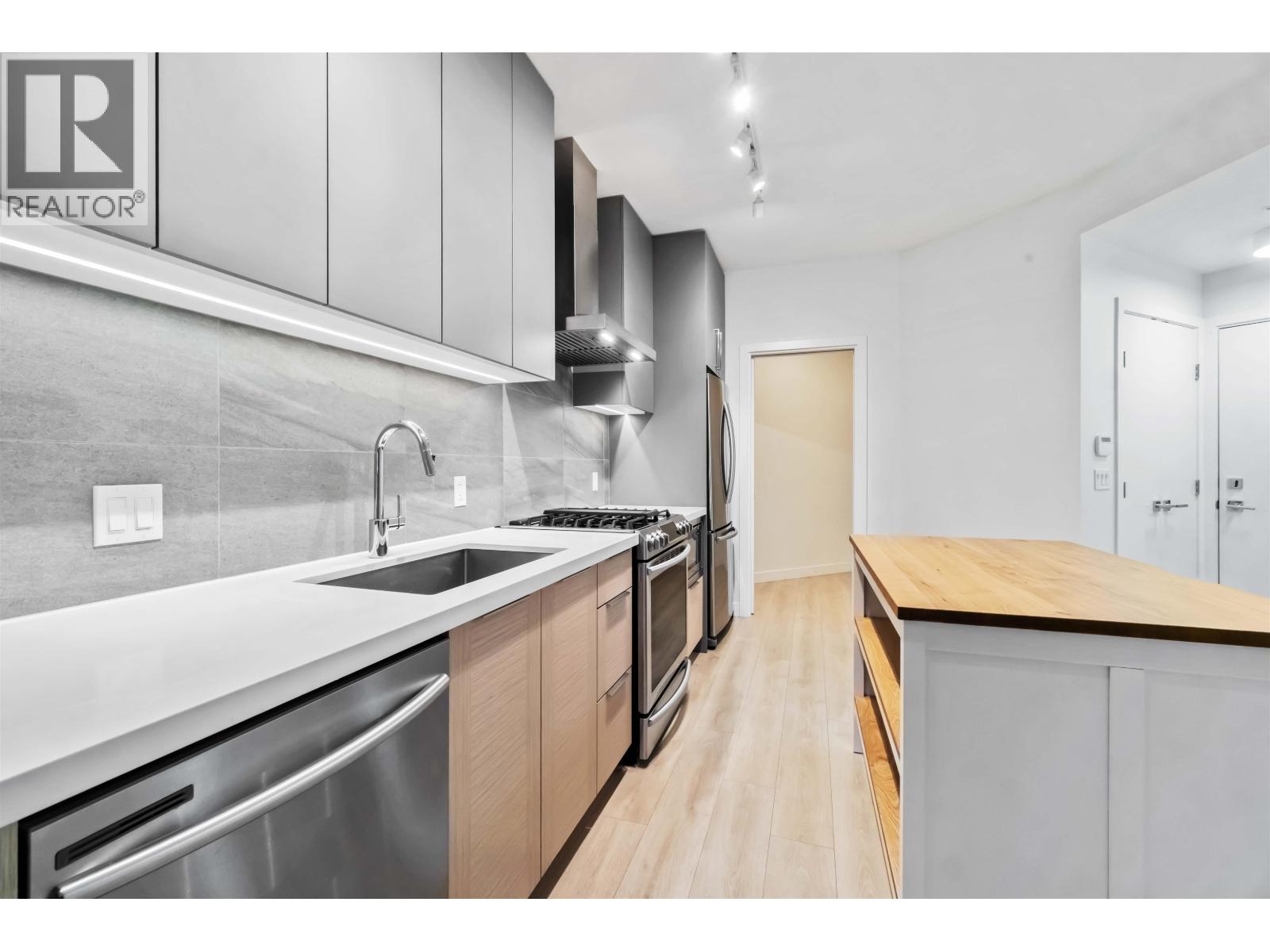 114 603 Regan Avenue, Coquitlam, British Columbia  V3J 0K2 - Photo 8 - R3093448