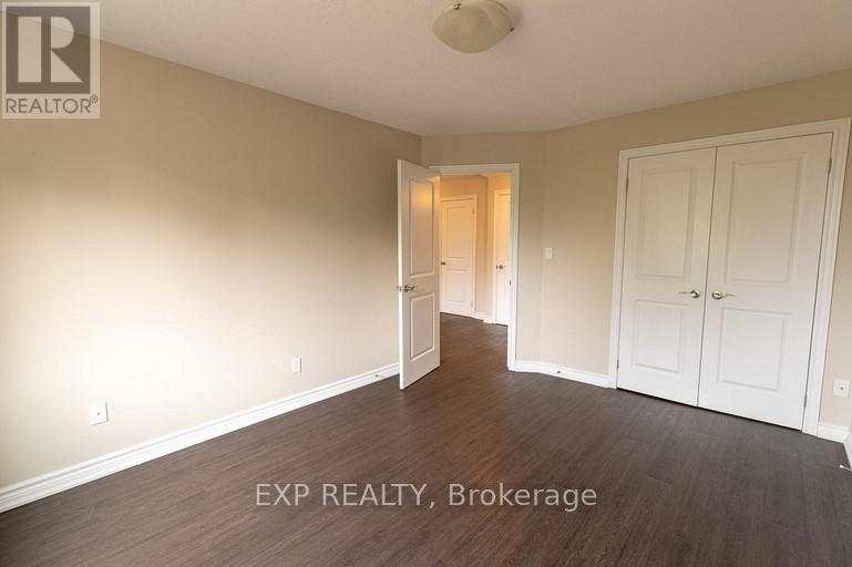 106 - 375 Scott Street, St. Catharines, Ontario  L2M 3W3 - Photo 6 - X12940006