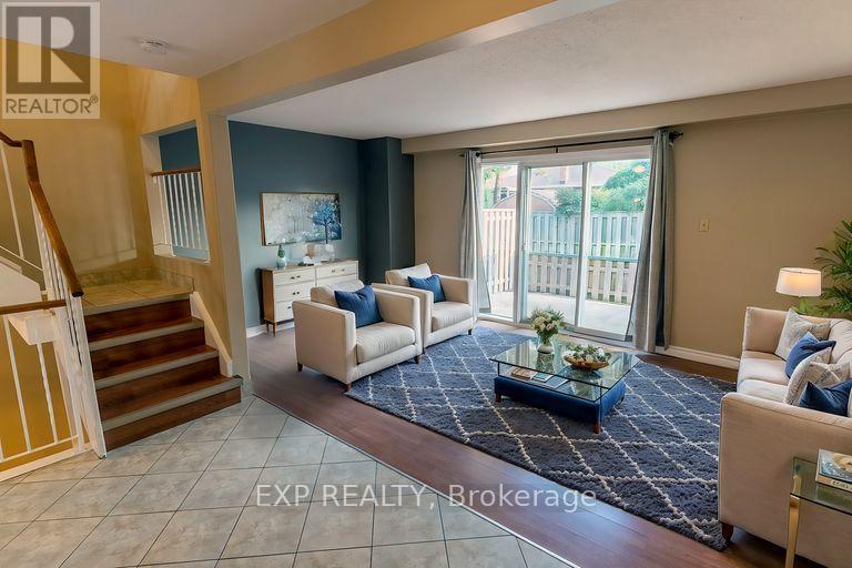 7 - 7591 Scholfield Road, Niagara Falls, Ontario  L2J 1B2 - Photo 2 - X12940008