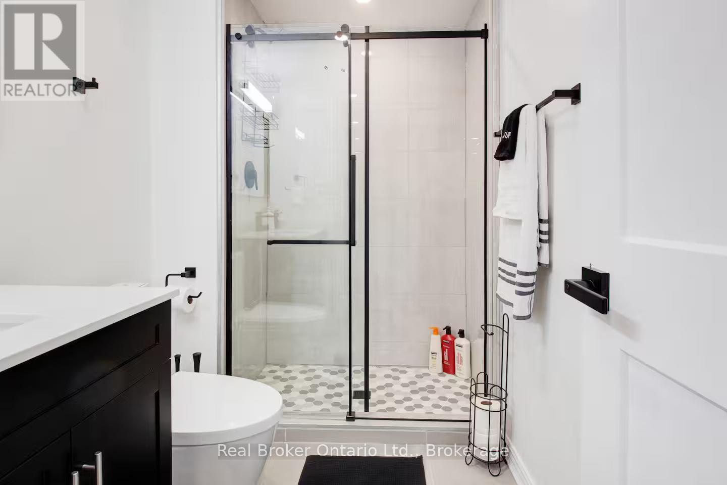 34 Church Street, Port Colborne, Ontario  L3K 2M4 - Photo 28 - X12940026