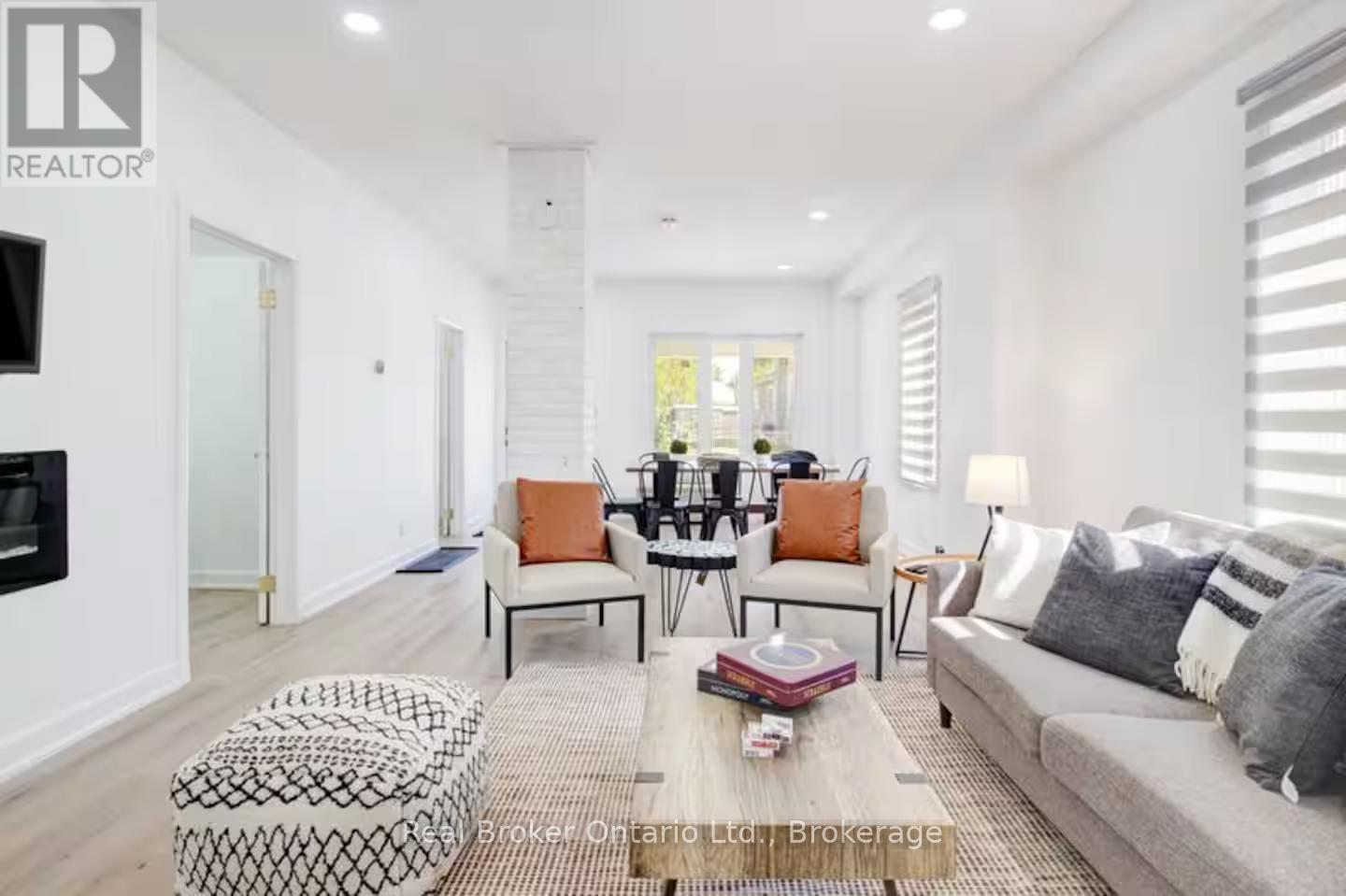 34 Church Street, Port Colborne, Ontario  L3K 2M4 - Photo 4 - X12940026