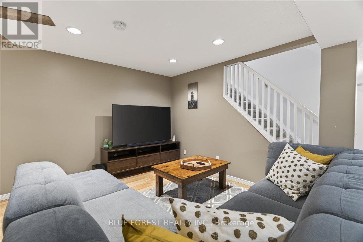 Photo 21 of 36 for 1874 Purcell Drive