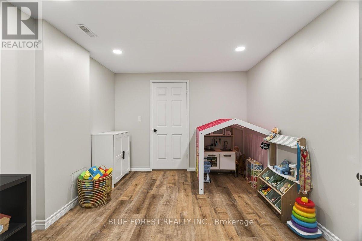 Photo 26 of 36 for 1874 Purcell Drive