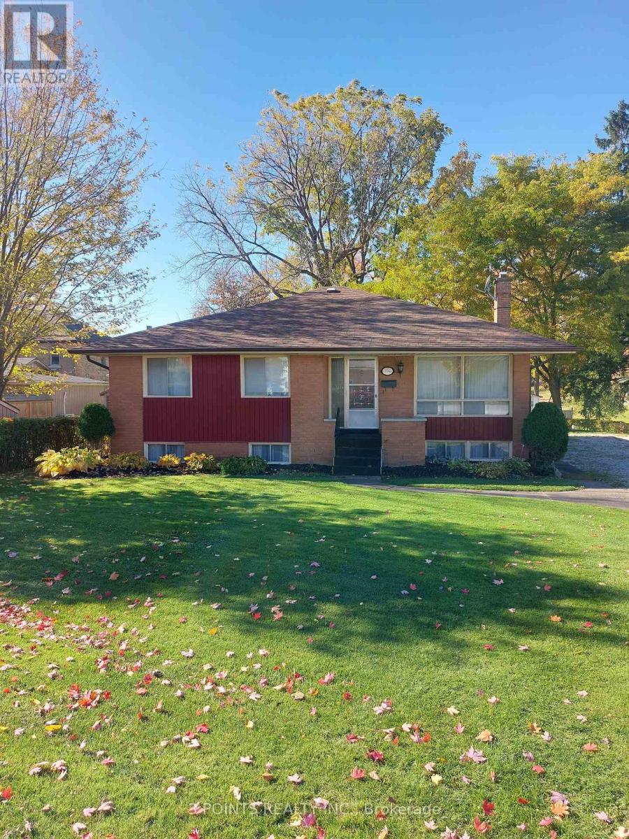 194 Peel Street S, St. Marys, Ontario  N4X 1B6 - Photo 3 - X12940152