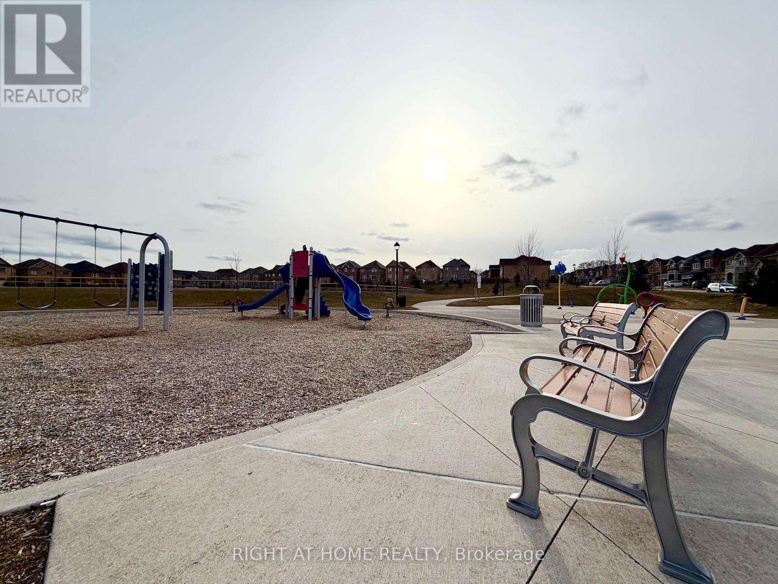 12 Tupling Street, Bradford West Gwillimbury, Ontario  L3Z 0W8 - Photo 50 - N12774272