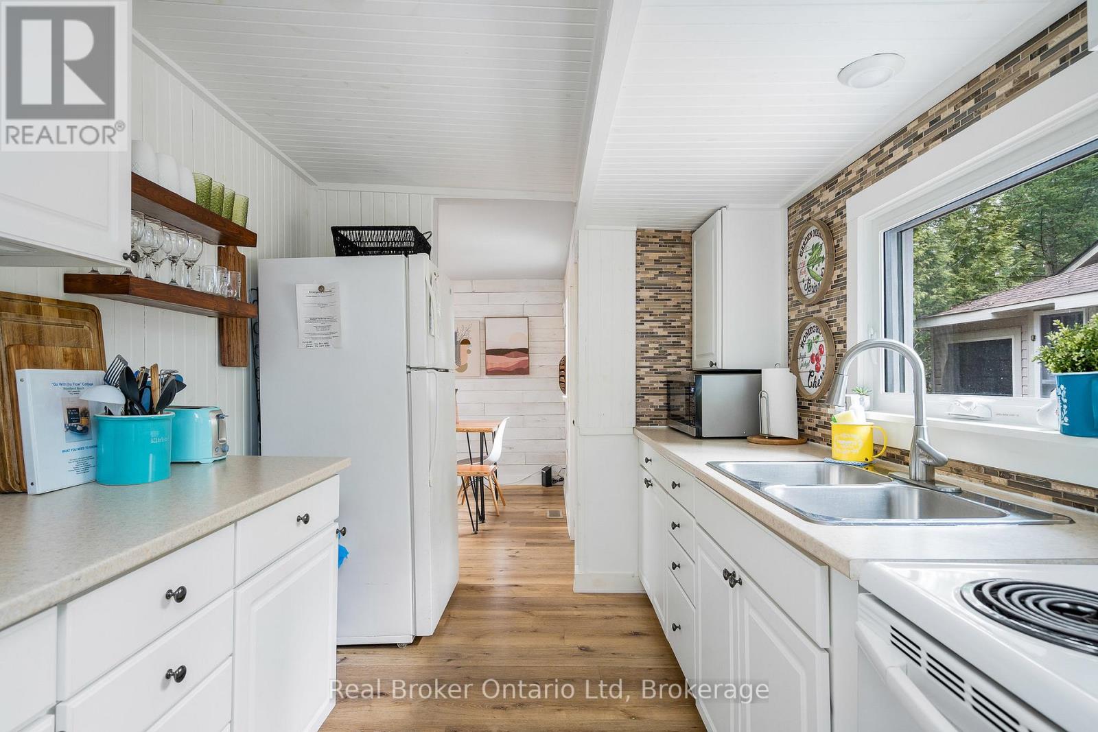 1071 Lawson Road, Tiny, Ontario  L0L 1P0 - Photo 16 - S12939990