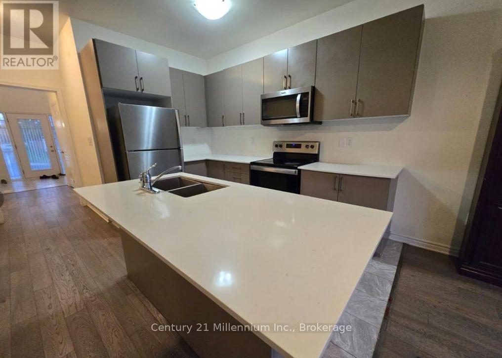 Unit 2 - 4 Dunes Drive, Wasaga Beach, Ontario L9Z 0J1 - Photo 3 - S12940040