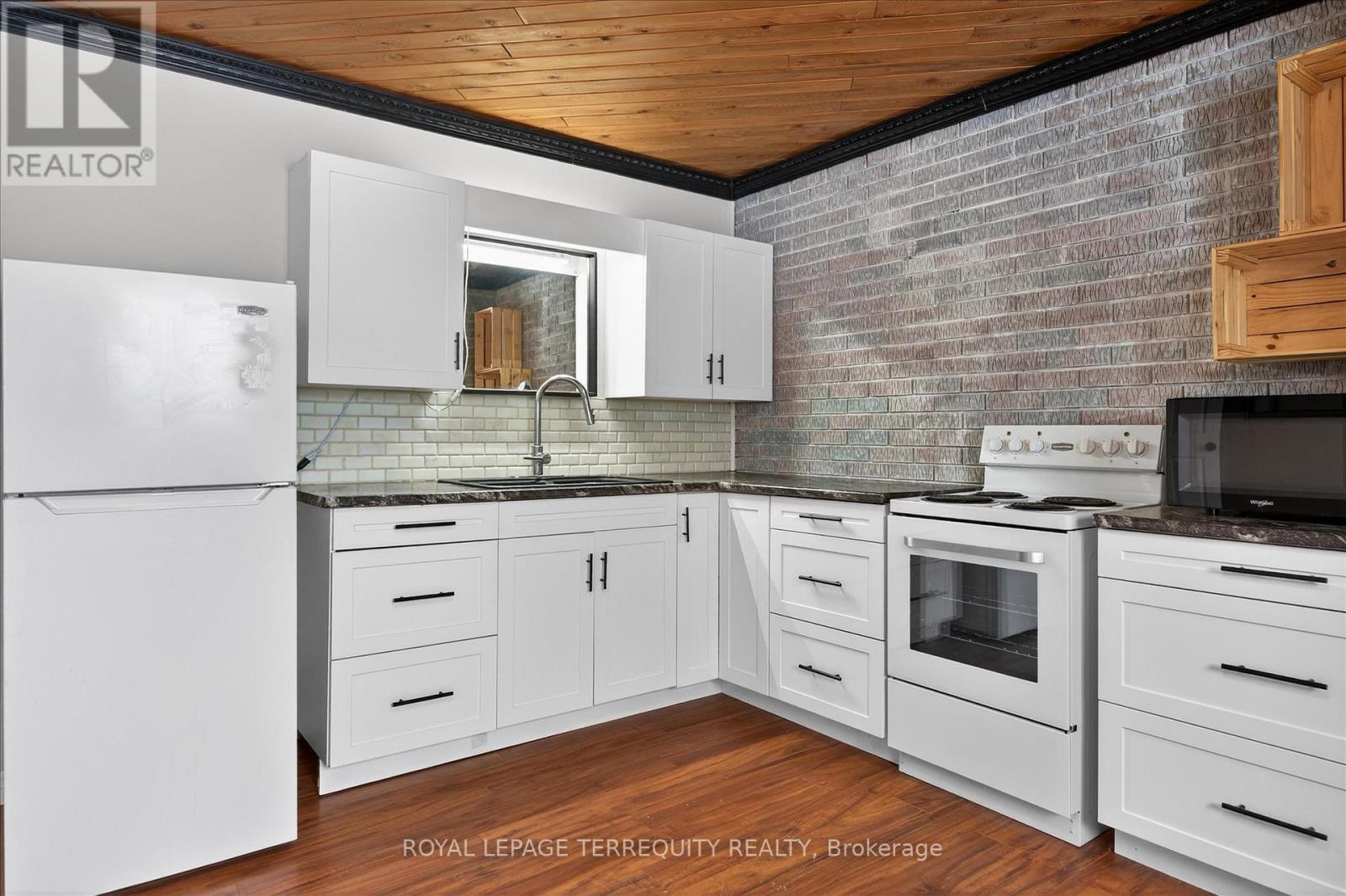 A - 12 Concession Street, Havelock-Belmont-Methuen, Ontario  K0L 1Z0 - Photo 7 - X12938872