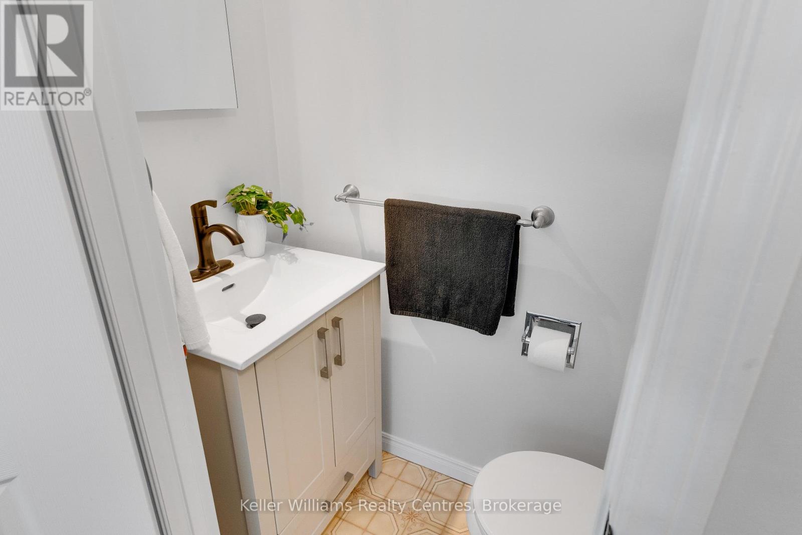 361063 Concession 16, Georgian Bluffs, Ontario  N0H 2T0 - Photo 25 - X12940032