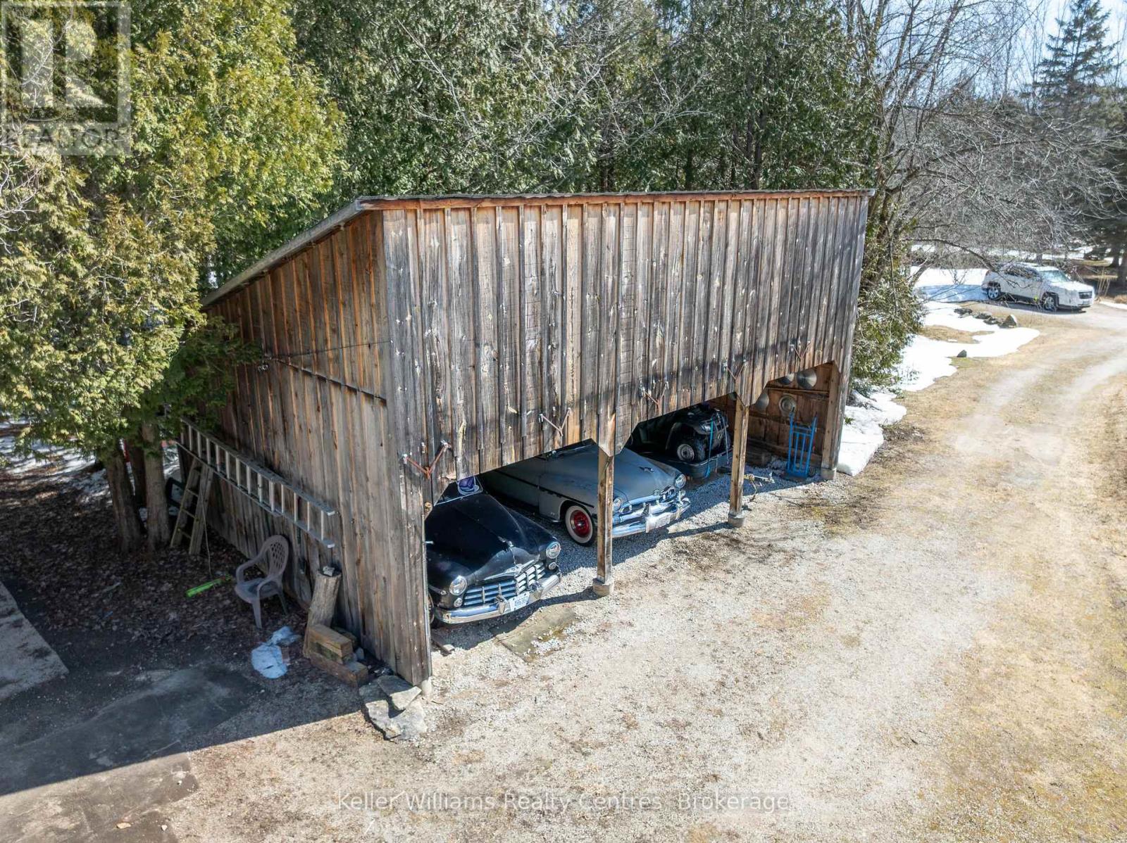 361063 Concession 16, Georgian Bluffs, Ontario  N0H 2T0 - Photo 37 - X12940032