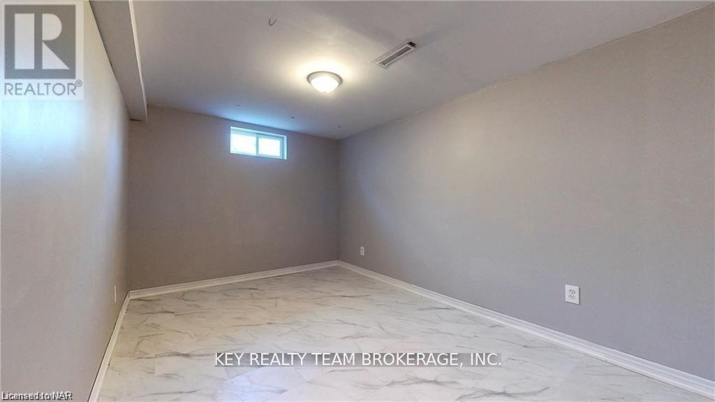 10 Hill Park Lane, St. Catharines, Ontario  L2N 1C6 - Photo 15 - X12940038