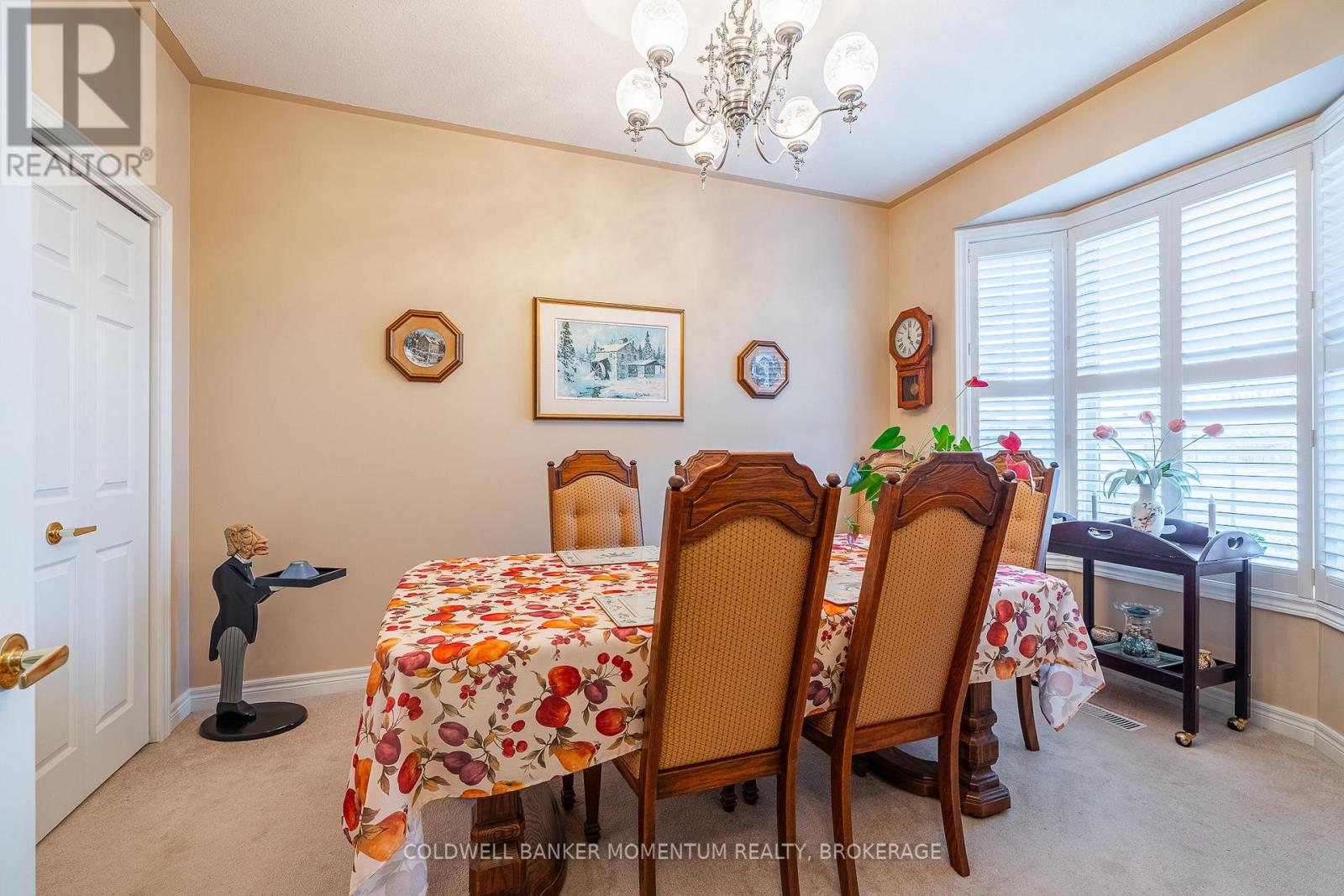 7 Willowlanding Court, Welland, Ontario  L3C 7L7 - Photo 7 - X12940046