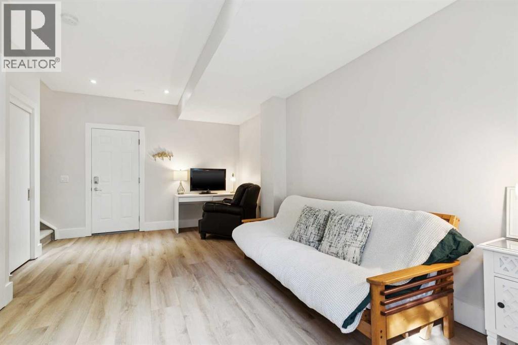 7, 1935 35 Street SW, Calgary, Alberta  T3E 2X4 - Photo 8 - A2289210