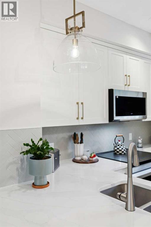 7, 1935 35 Street SW, Calgary, Alberta  T3E 2X4 - Photo 3 - A2289210