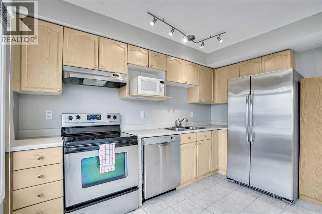 219 Coachway Lane SW, Calgary, Alberta  T3H 1A4 - Photo 16 - A2293775