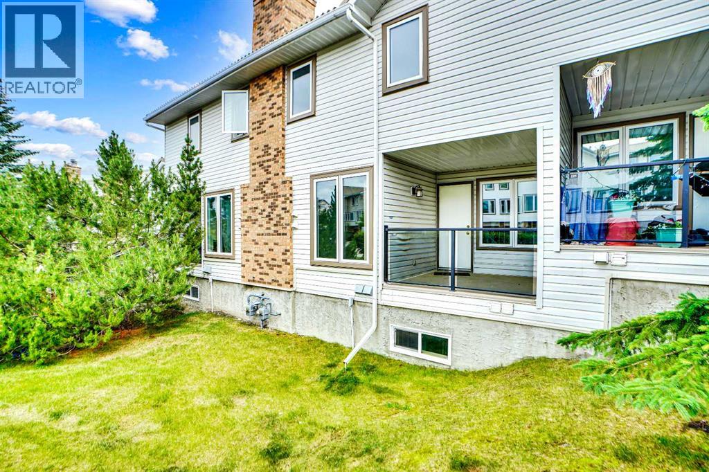 219 Coachway Lane SW, Calgary, Alberta  T3H 1A4 - Photo 47 - A2293775