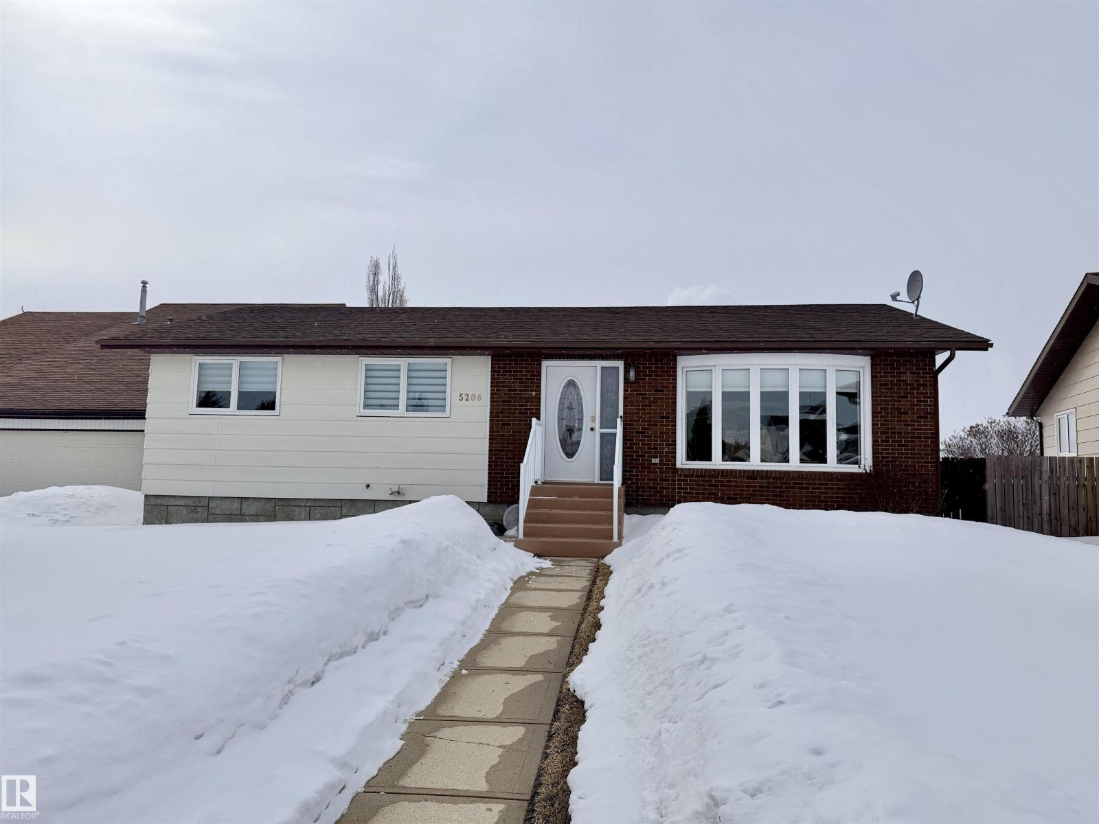 5206 55A ST, st. paul town, Alberta