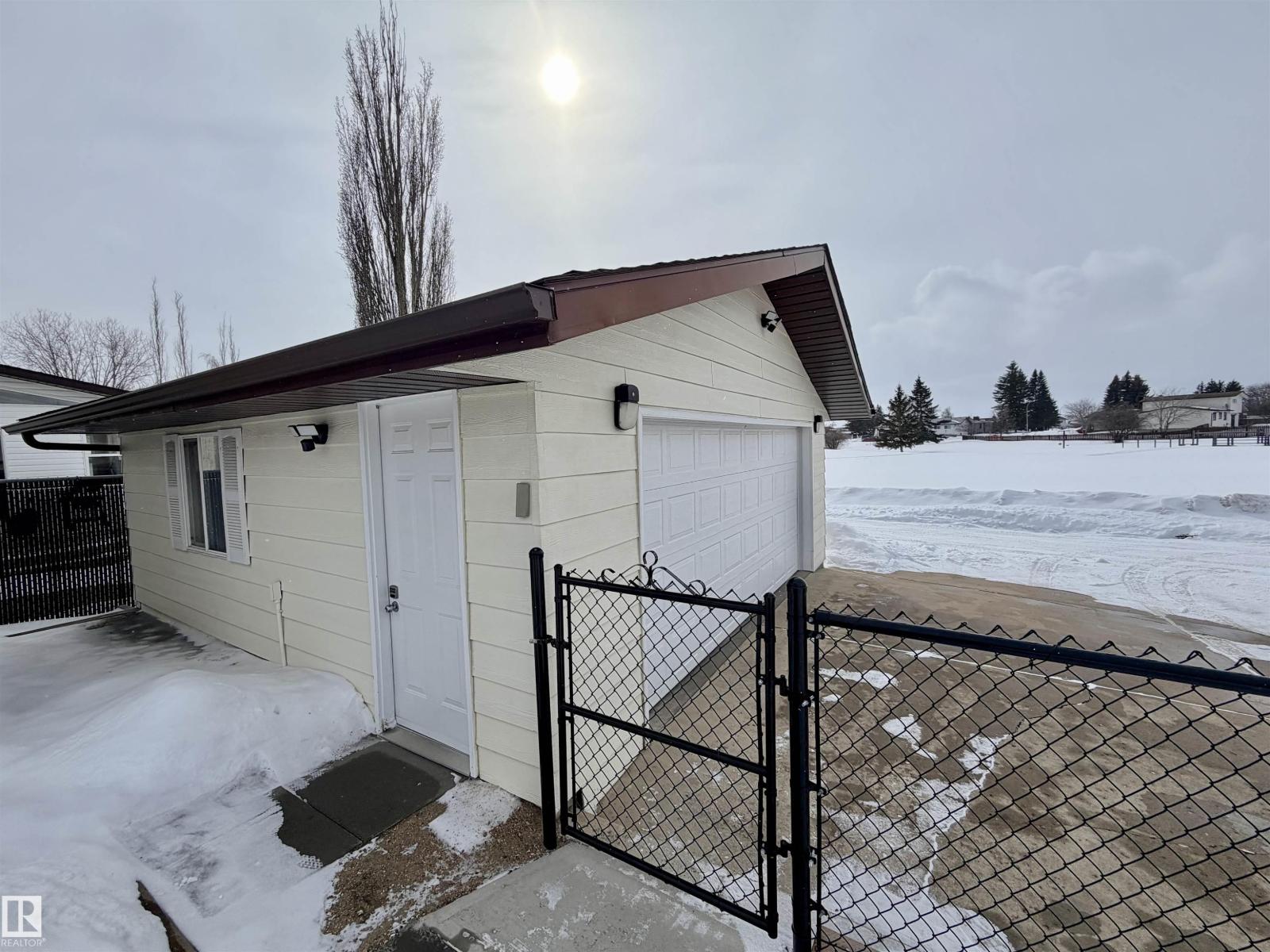 5206 55a St, St. Paul Town, Alberta  T0A 3A1 - Photo 39 - E4479855