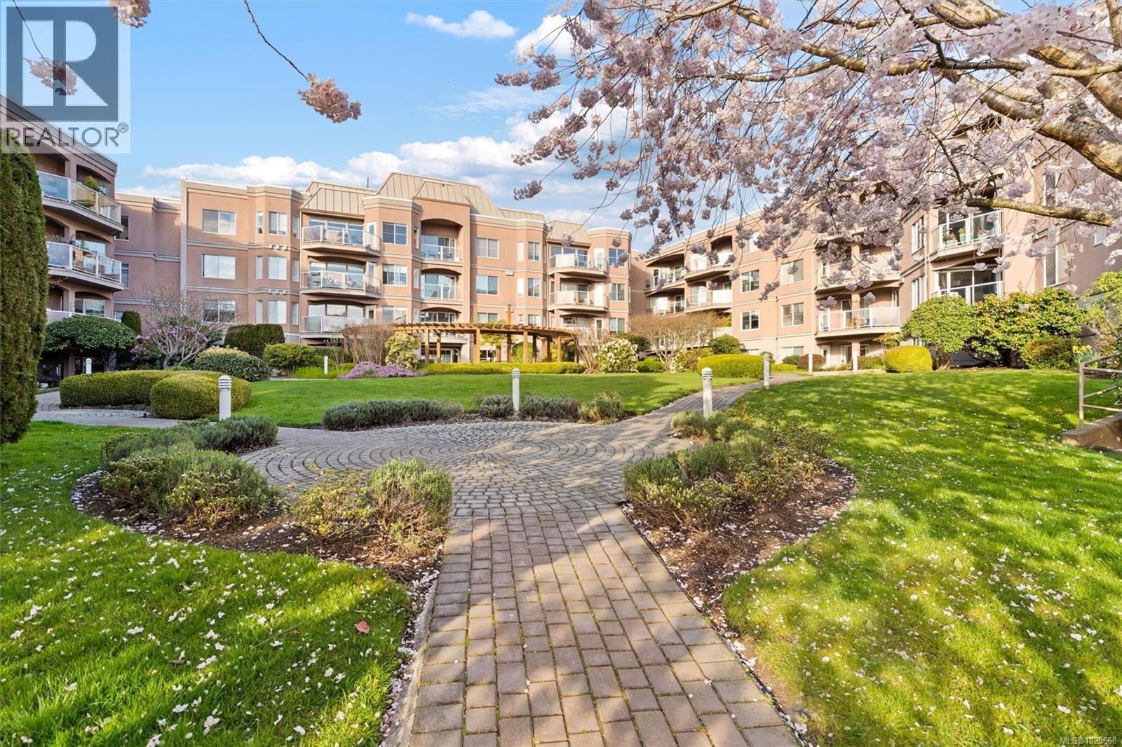 324 405 Quebec St, Victoria, British Columbia