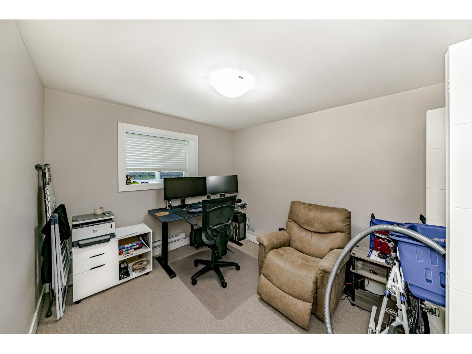 17393 2 Avenue, Surrey, British Columbia  V3Z 6R9 - Photo 32 - R3102199