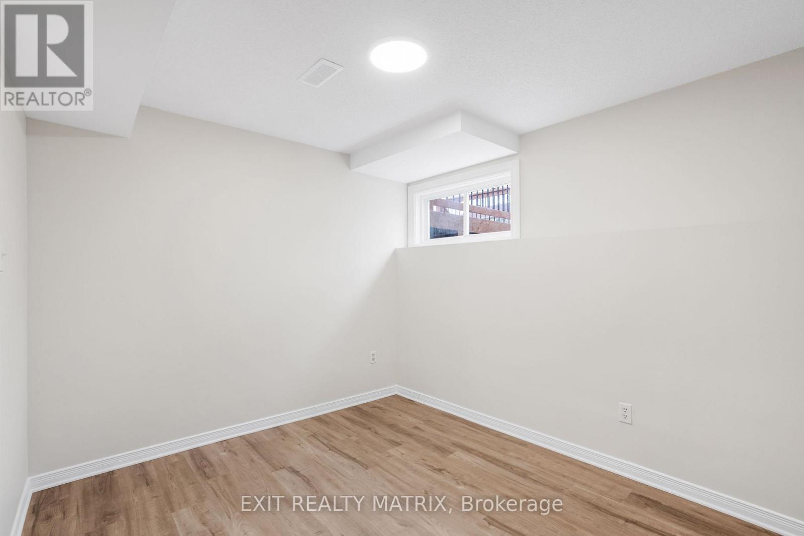 58 Castlebeau Street, Russell, Ontario  K0A 1W0 - Photo 23 - X12939948