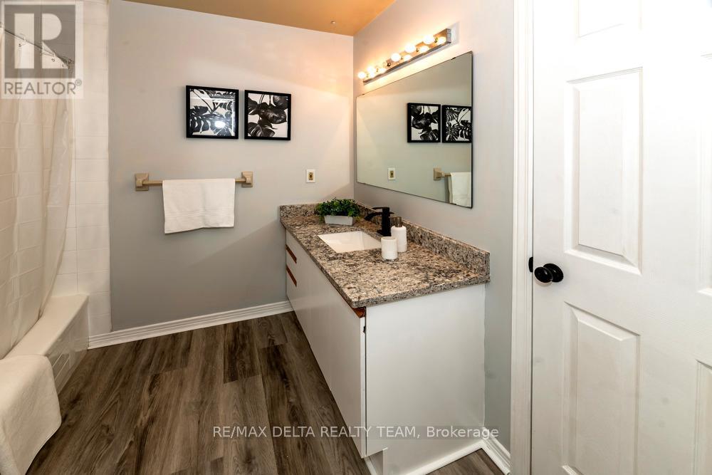 137 Bridlewood Drive S, Ottawa, Ontario  K2M 2G6 - Photo 18 - X12939968