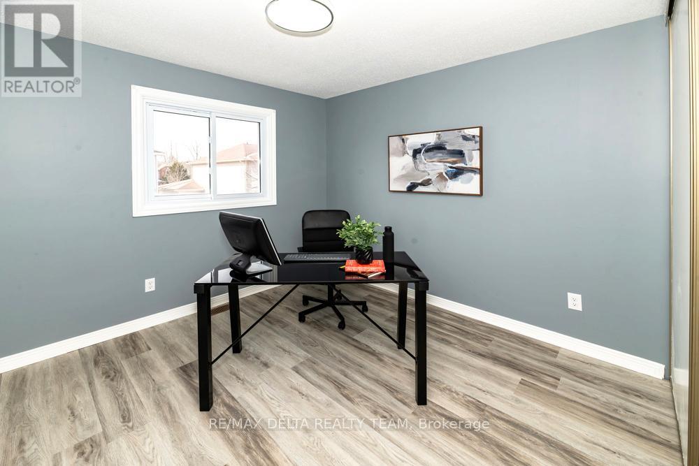 137 Bridlewood Drive S, Ottawa, Ontario  K2M 2G6 - Photo 21 - X12939968