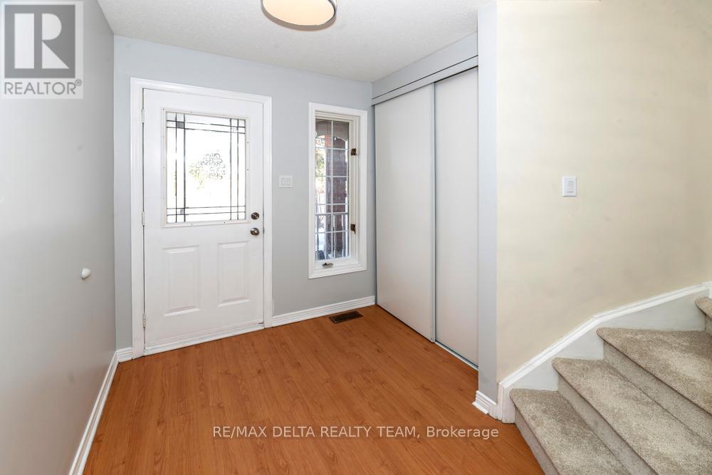 137 Bridlewood Drive S, Ottawa, Ontario  K2M 2G6 - Photo 3 - X12939968