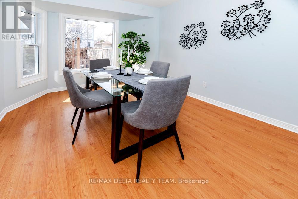 137 Bridlewood Drive S, Ottawa, Ontario  K2M 2G6 - Photo 9 - X12939968