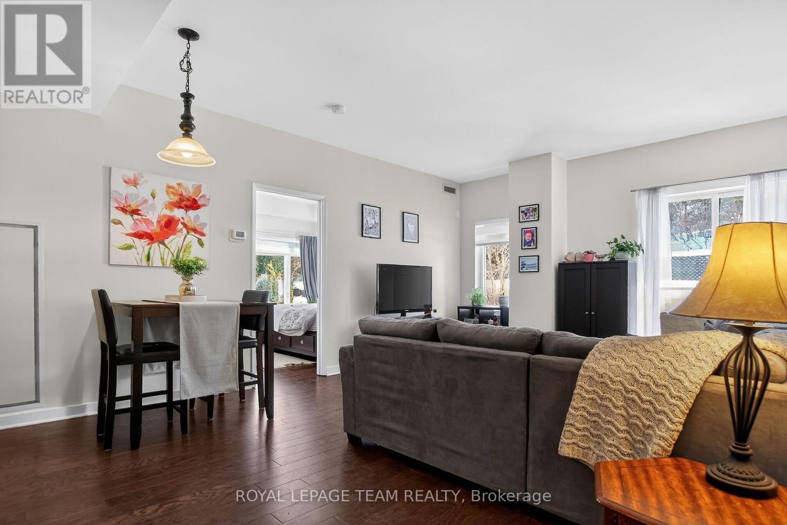 204 - 310 Centrum Boulevard, Ottawa, Ontario  K1E 0A3 - Photo 13 - X12940042