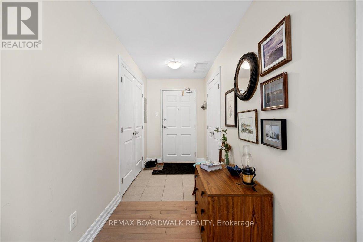 B102 - 210 Janka Private, Ottawa, Ontario  K2V 0E6 - Photo 4 - X12940112