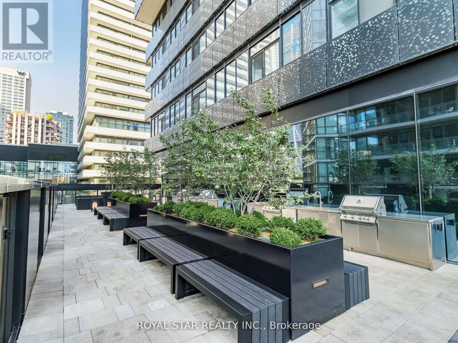 1305 - 55 Charles Street E, Toronto, Ontario  M4Y 0J1 - Photo 13 - C12939912