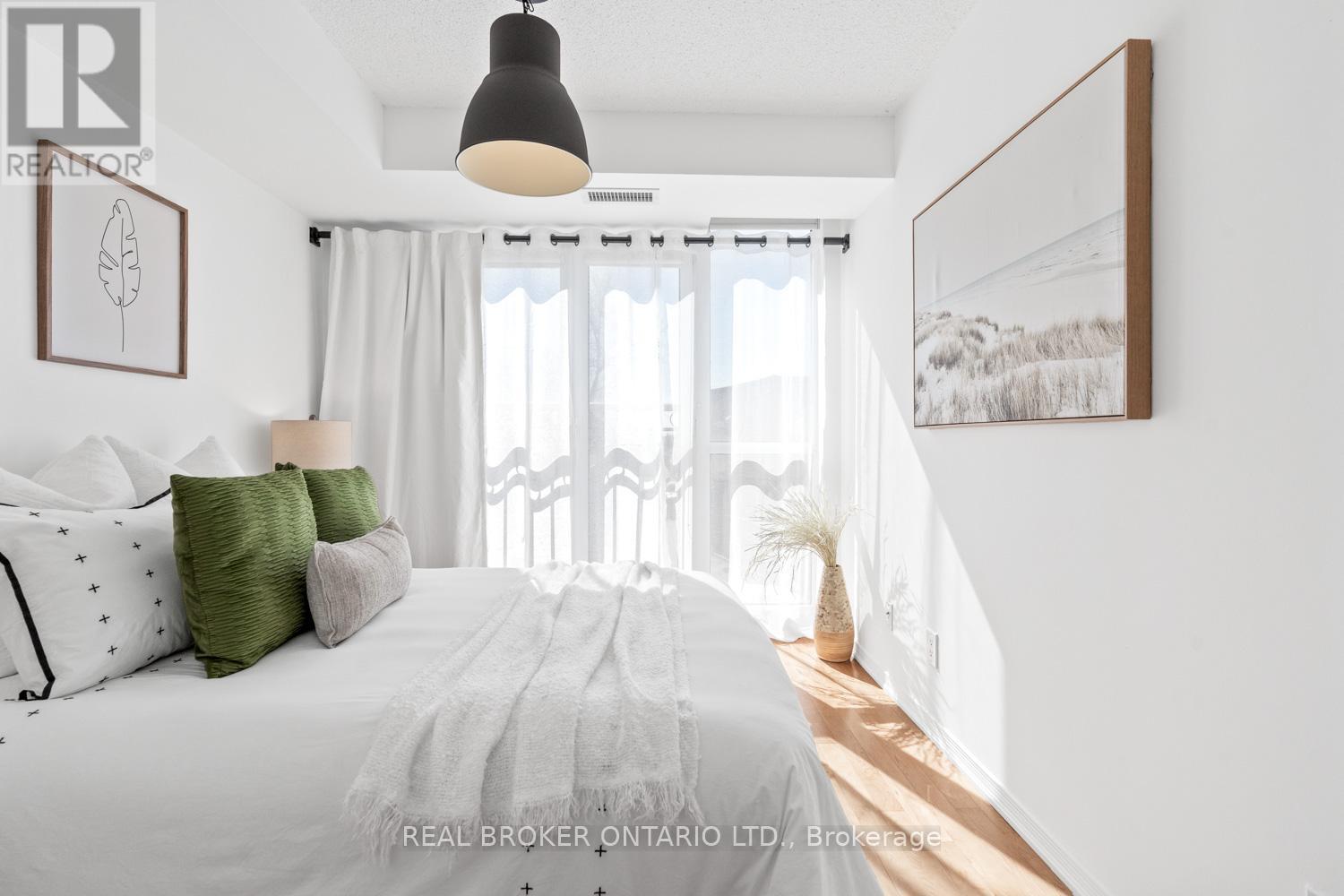 204 - 308 Palmerston Avenue, Toronto, Ontario  M6J 3X9 - Photo 17 - C12939920