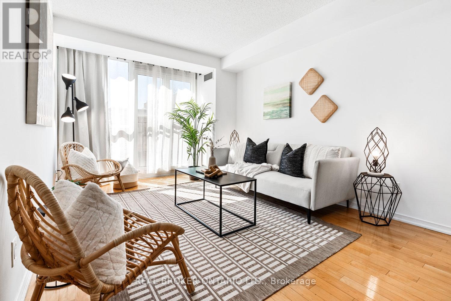 204 - 308 Palmerston Avenue, Toronto, Ontario  M6J 3X9 - Photo 4 - C12939920