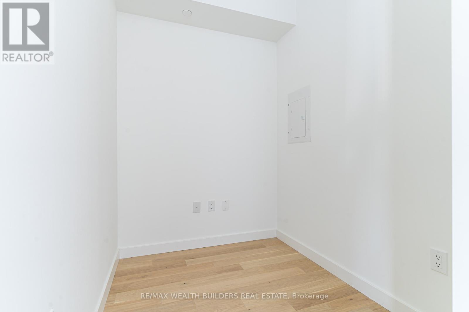 2406 - 2a Church Street, Toronto, Ontario  M5E 0E1 - Photo 15 - C12939928